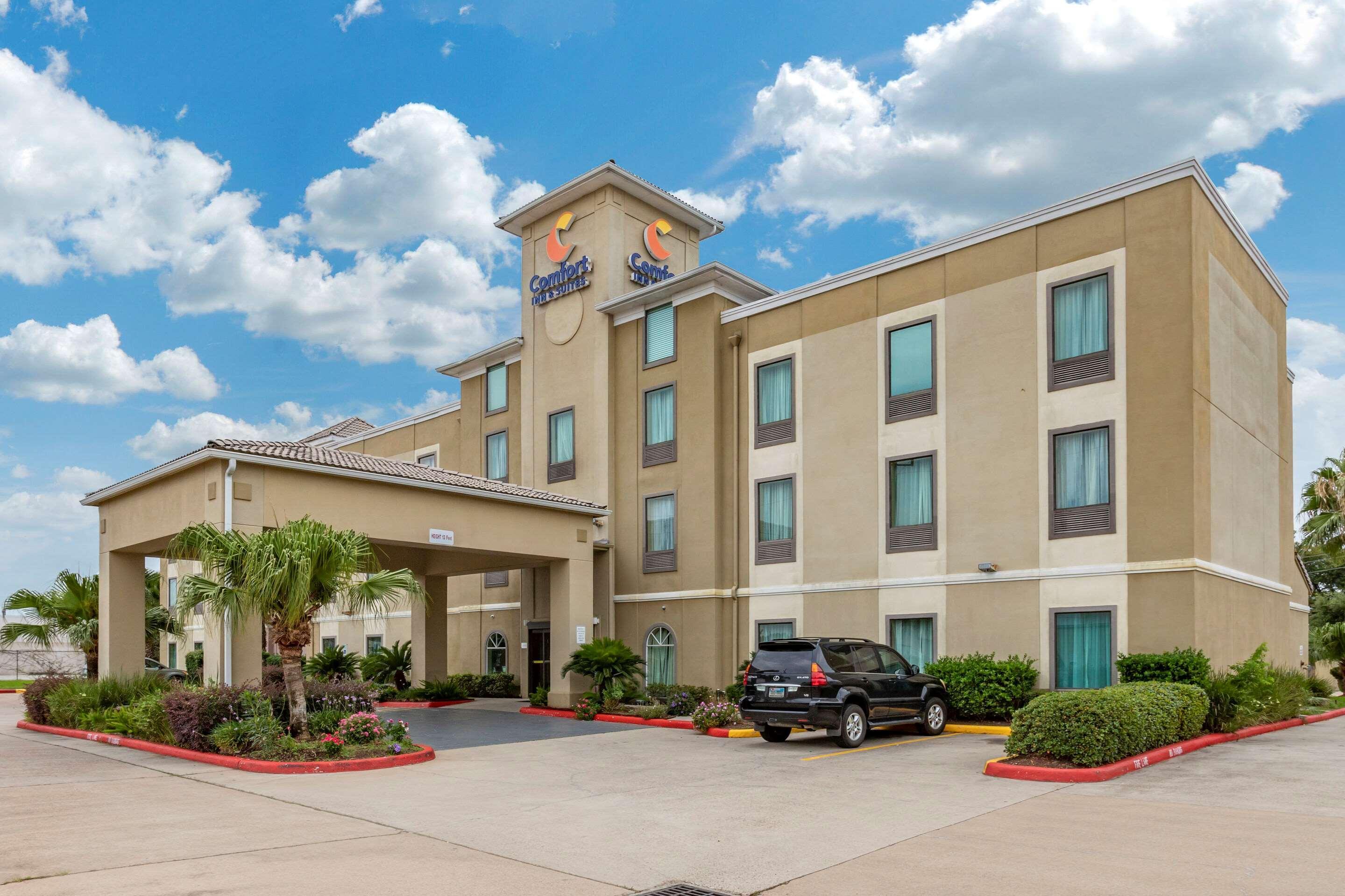 Comfort & Fm1960-champions Hotel Houston